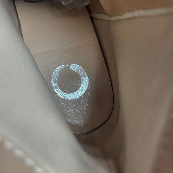 Journee Collection Faux Suede Zipper Ankle Booties Olive Green Women's Size 7 - Picture 9 of 10